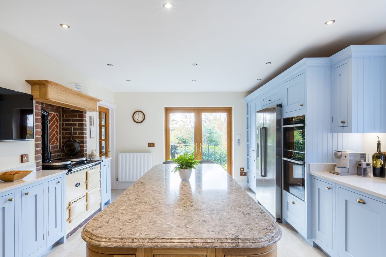 Cambridge+Quartz+Worktops