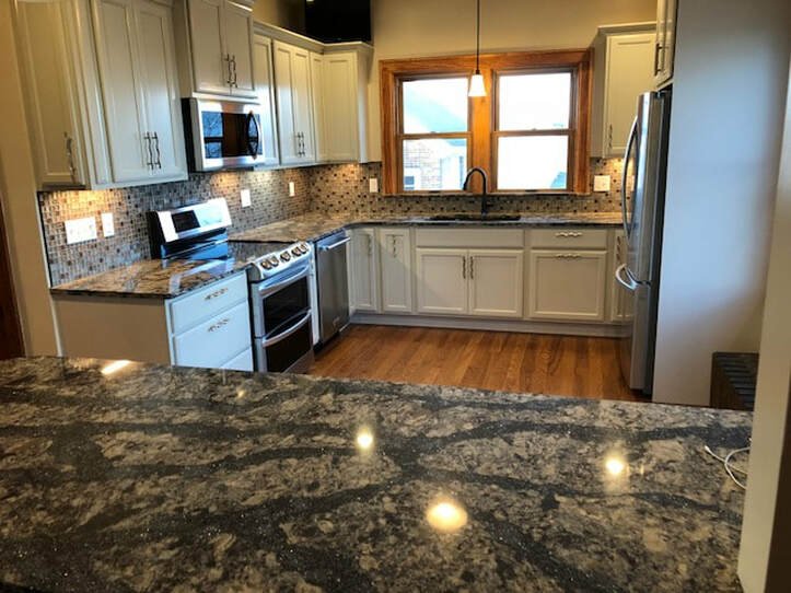 Cheap+Chelsea+Quartz+Kitchen+Countertop