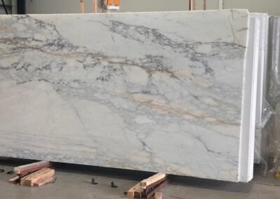 1725359081 CALACATTA BORGHINI HONED NTL2890H